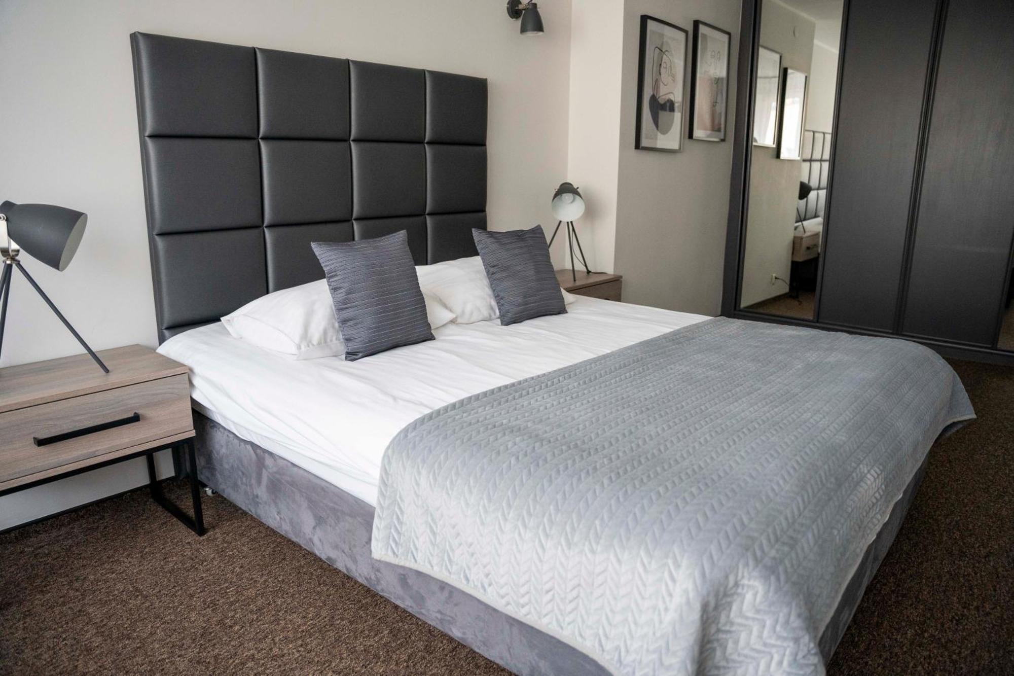 Lofft Hotel Ciechanow Phòng bức ảnh